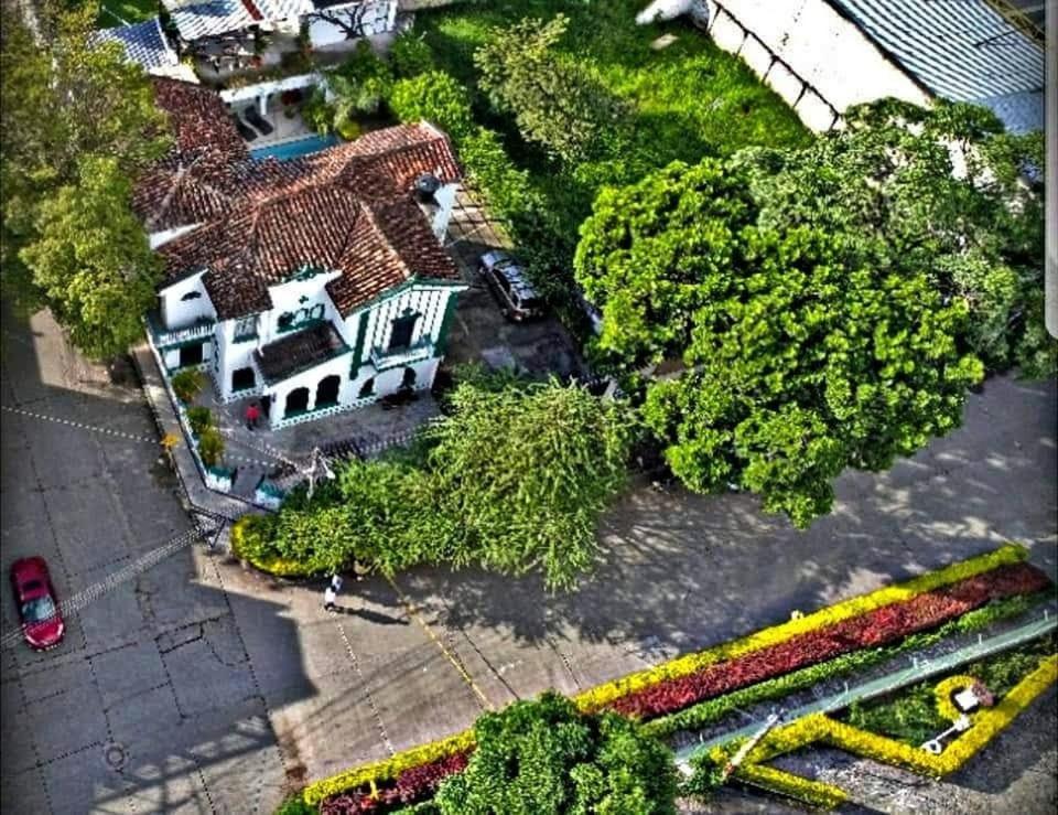 Capilla Del Sol Hotel Garzón Екстериор снимка